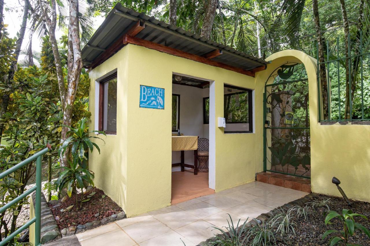 Jungle Creek Aparthotel Manuel Antonio Exterior photo